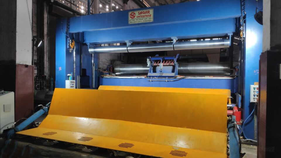 Introducing the Latest Winder Integrated with Auto Slitter Positioning System by Sagar Enterprise